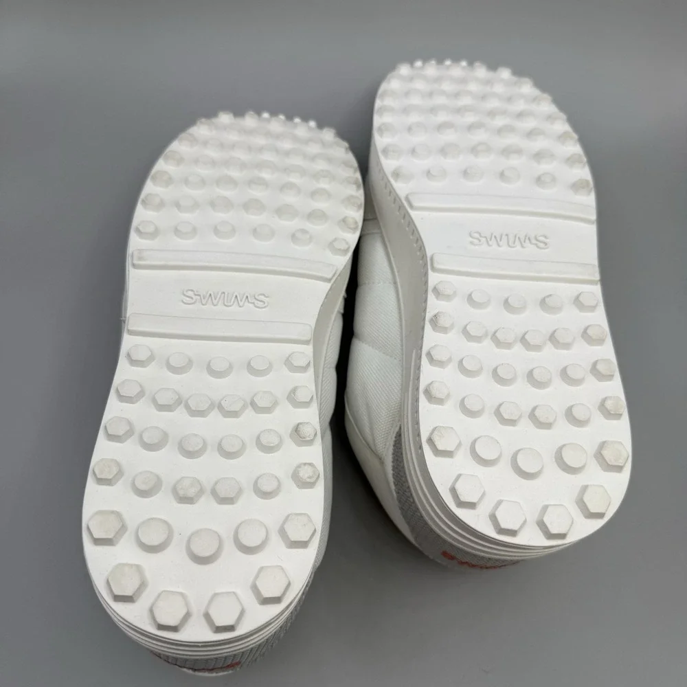 SWIMS Snow Runner‎ Low Boots Waterproof Unisex Size 8 Off-White